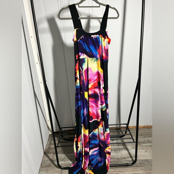 IGIGI Floral Dress - Picture 5 of 5